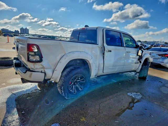 Фото 3 - RAM 1500