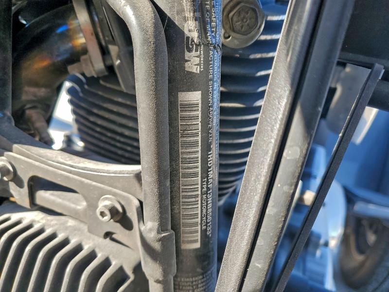 HARLEY-DAVIDSON FL 2022