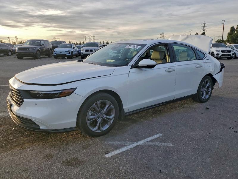 Фото 1 - HONDA ACCORD