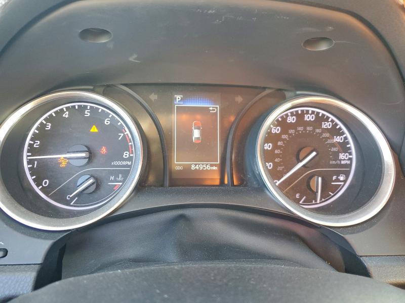 Фото 9 - TOYOTA CAMRY