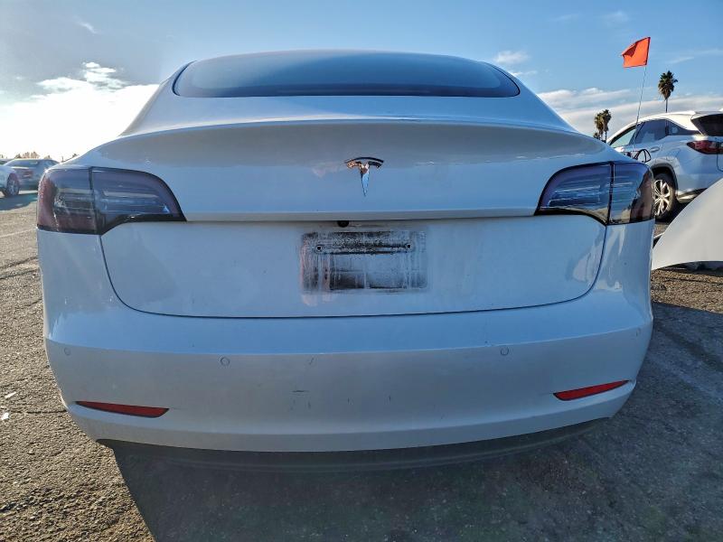 Фото 6 - TESLA MODEL 3