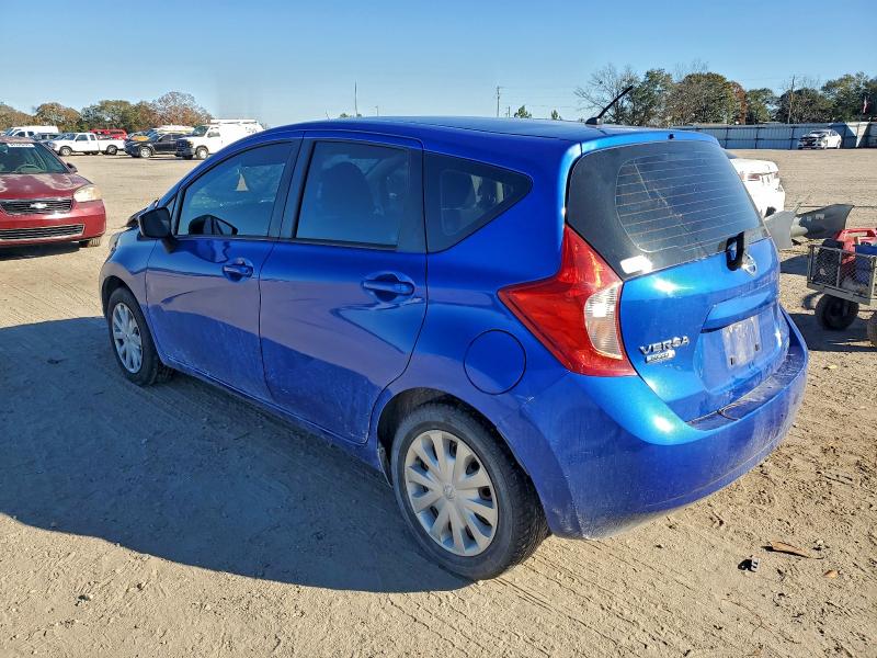 Фото 2 - NISSAN VERSA