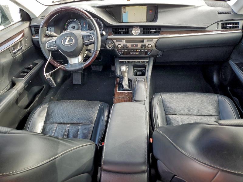 Фото 8 - LEXUS ES350