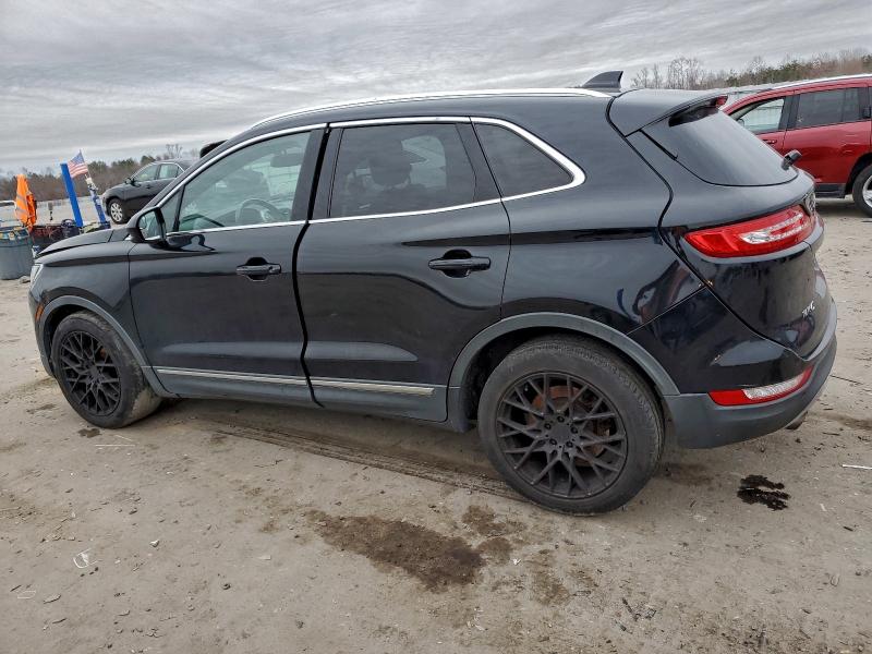 Фото 2 - LINCOLN MKC