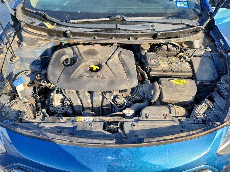 Фото 11 - HYUNDAI ELANTRA