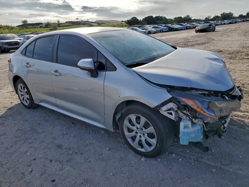 Фото 4 - TOYOTA COROLLA