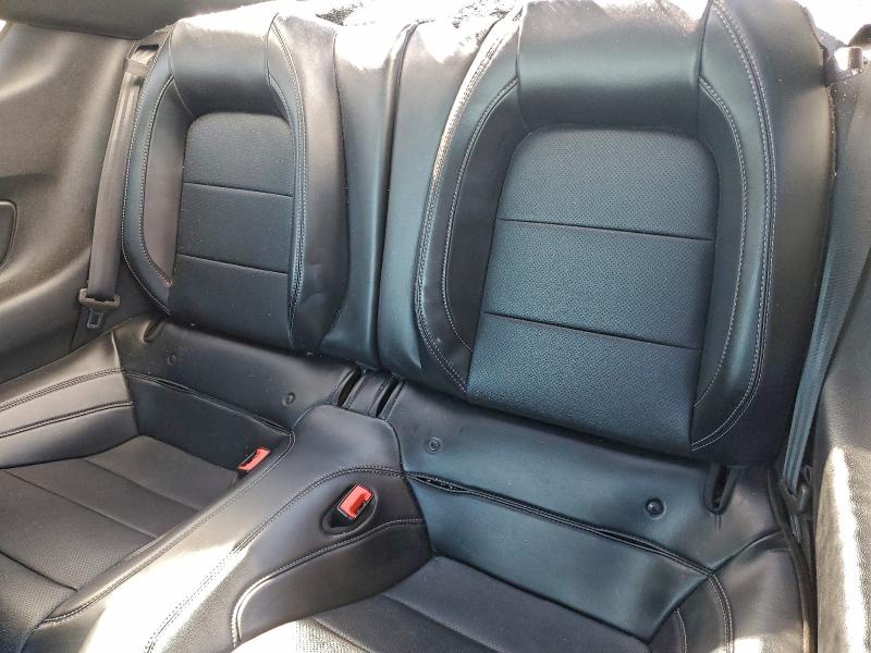 Фото 10 - FORD MUSTANG