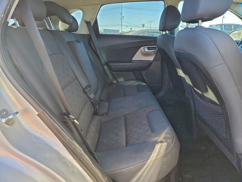 Фото 10 - KIA NIRO