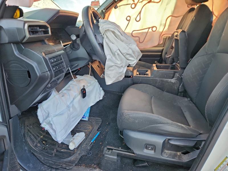 Фото 7 - TOYOTA TACOMA