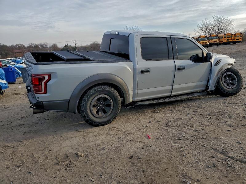 Фото 3 - FORD F150