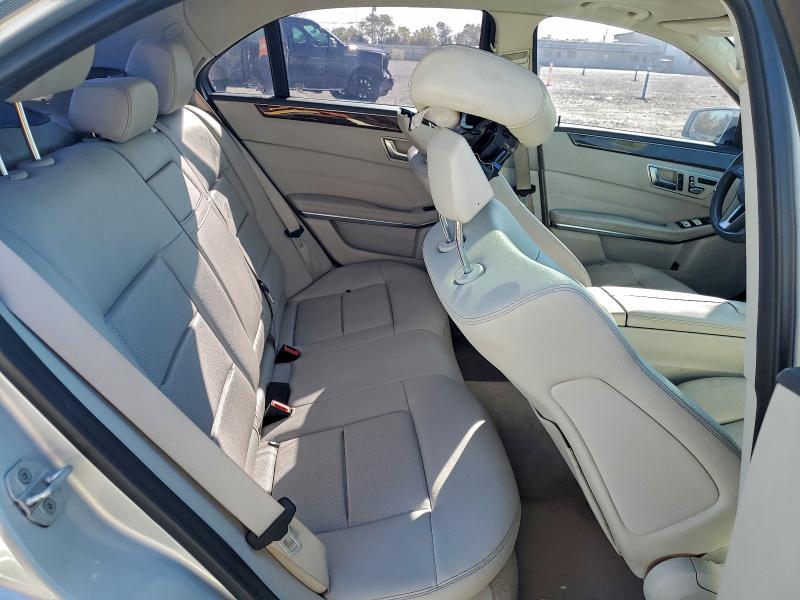 Фото 10 - MERCEDES-BENZ E-CLASS