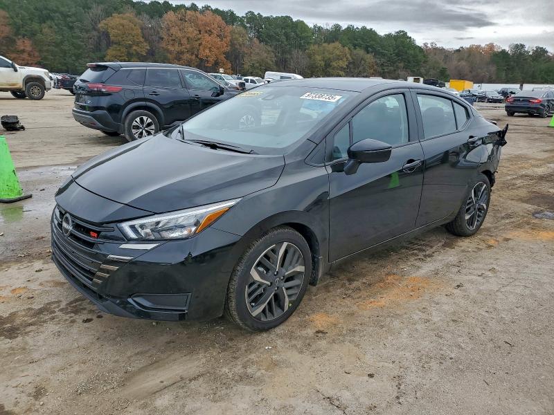 Фото 1 - NISSAN VERSA