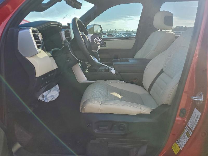 Фото 7 - TOYOTA TUNDRA