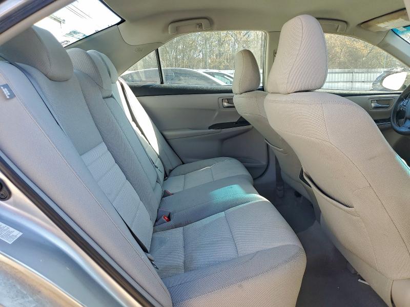 Фото 10 - TOYOTA CAMRY