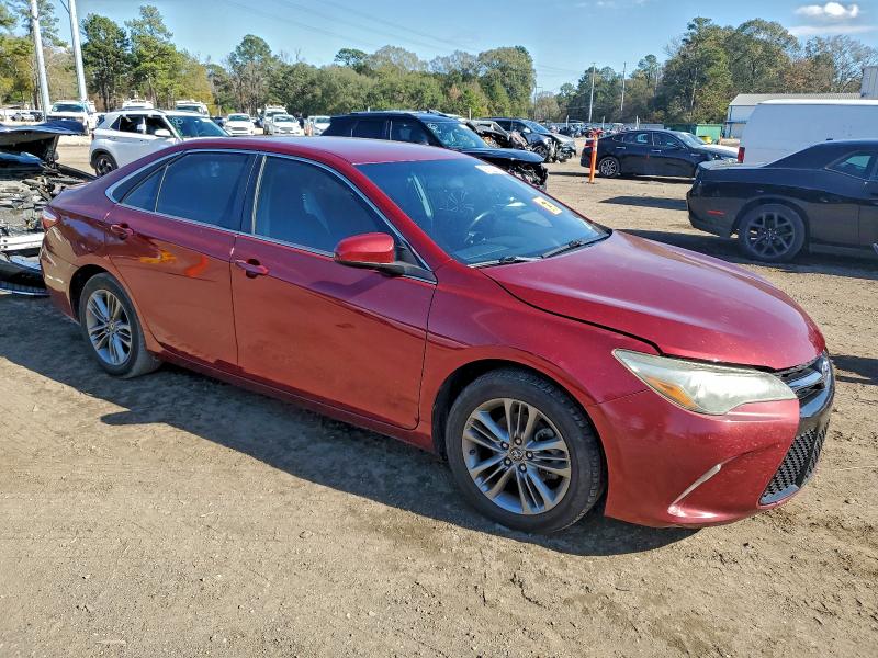 Фото 4 - TOYOTA CAMRY