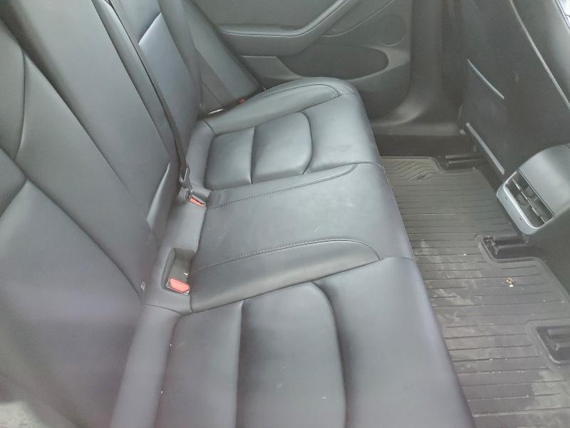 Фото 10 - TESLA MODEL 3