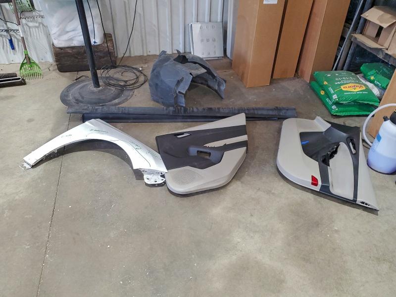 Фото 12 - FORD FOCUS