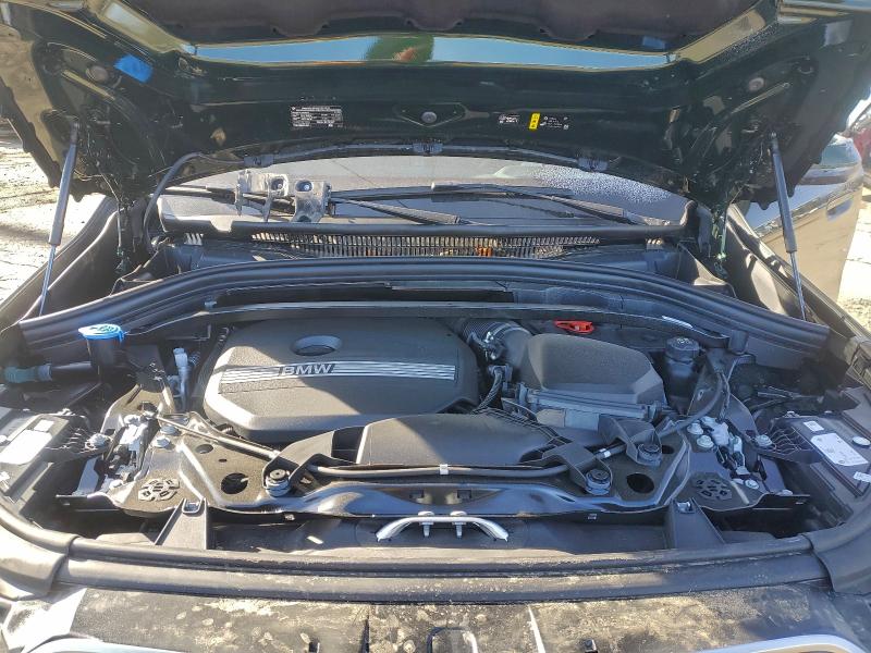 Фото 12 - BMW X1