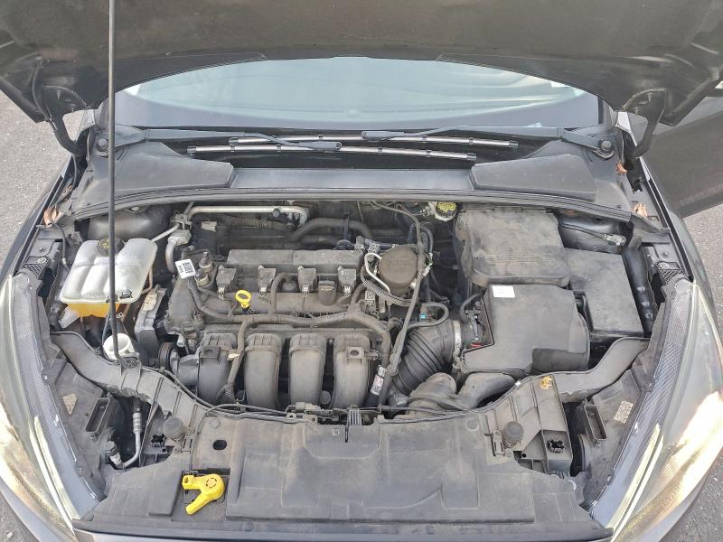 Фото 11 - FORD FOCUS