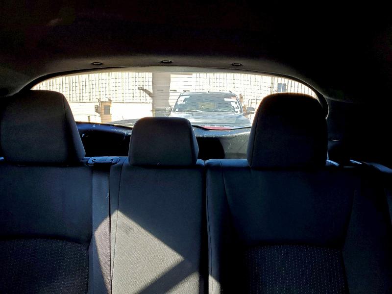 Фото 10 - TOYOTA C-HR