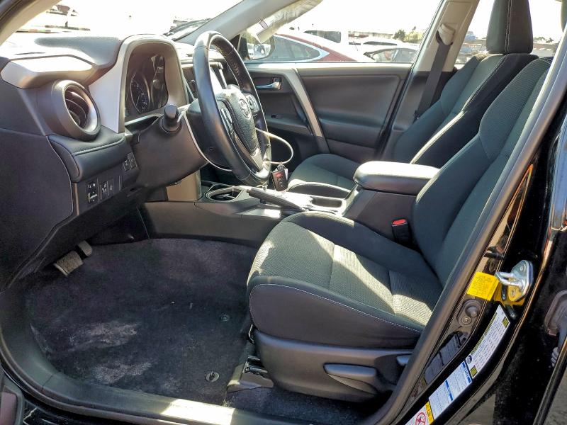 Фото 7 - TOYOTA RAV4