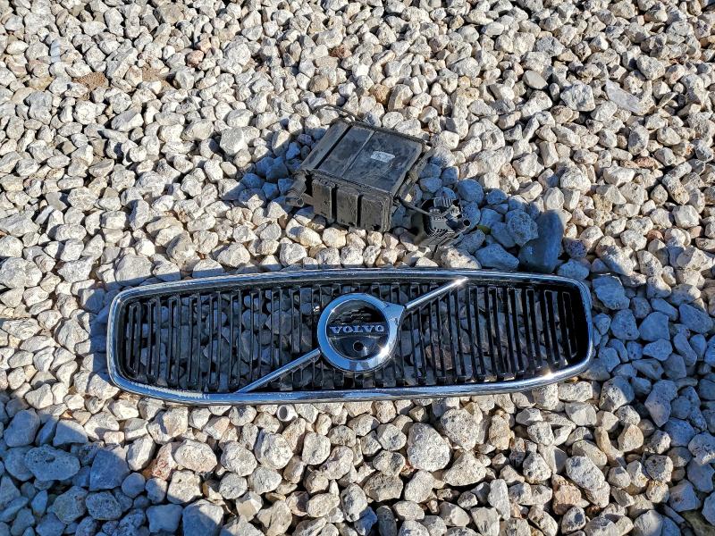 Фото 12 - VOLVO S90