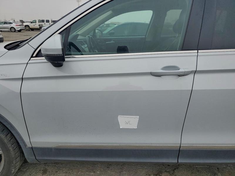 Фото 13 - VOLKSWAGEN TIGUAN