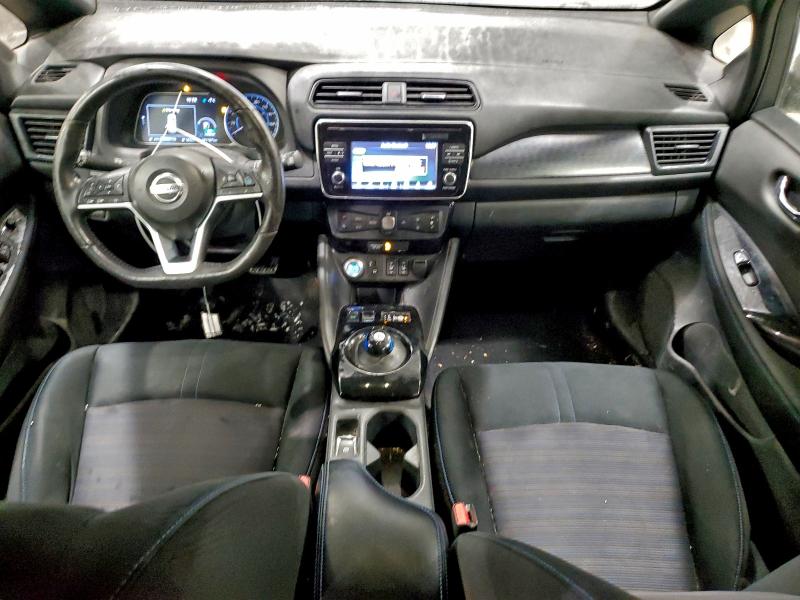 Фото 8 - NISSAN LEAF