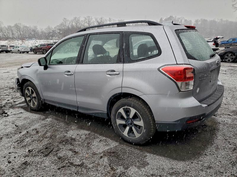 Фото 2 - SUBARU FORESTER