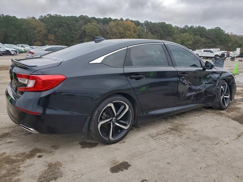 Фото 3 - HONDA ACCORD