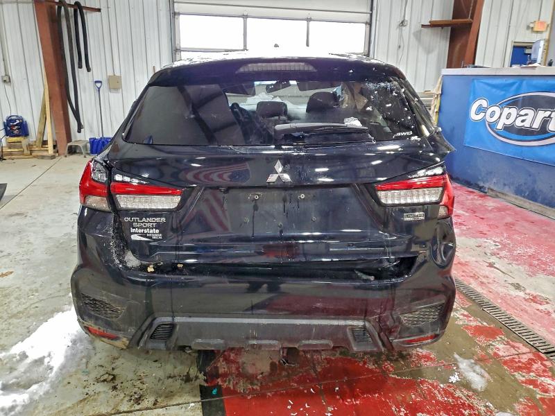 Фото 6 - MITSUBISHI OUTLANDER