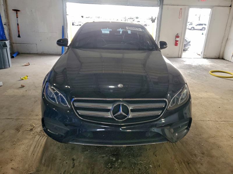 Фото 5 - MERCEDES-BENZ E-CLASS
