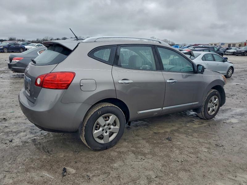 Фото 3 - NISSAN ROGUE