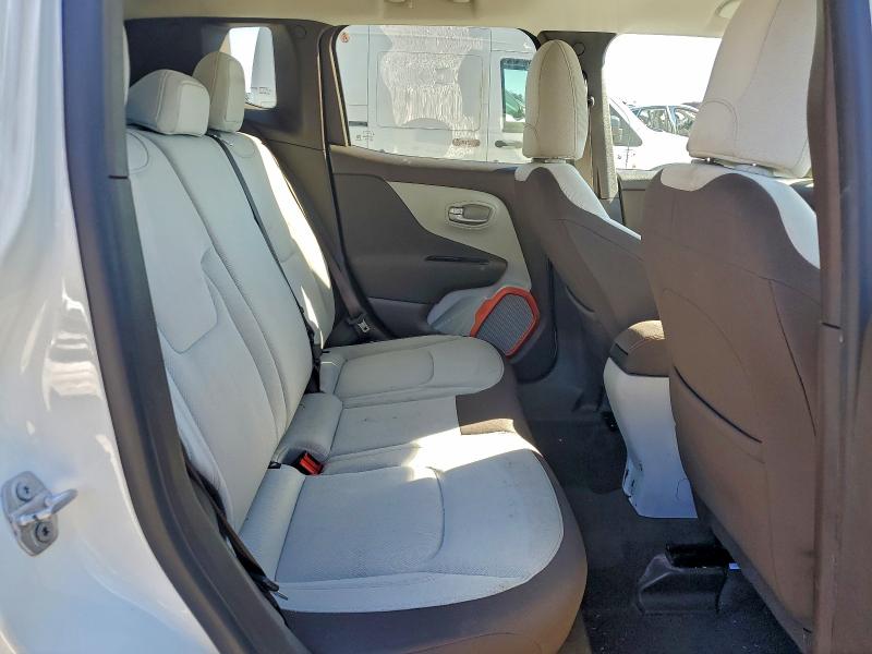 Фото 11 - JEEP RENEGADE