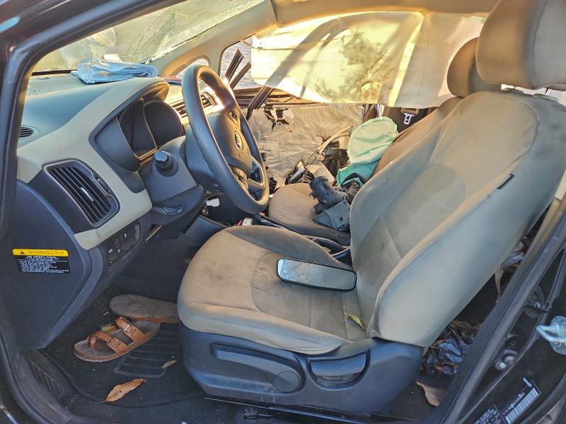 Фото 7 - KIA RIO