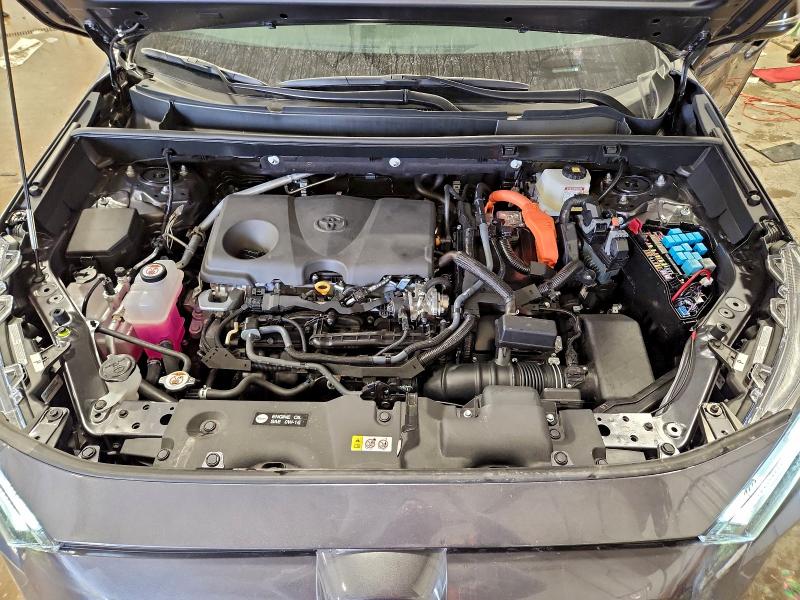 Фото 12 - TOYOTA RAV4