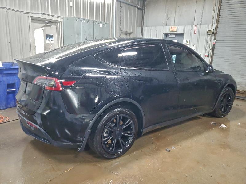 Фото 3 - TESLA MODEL Y