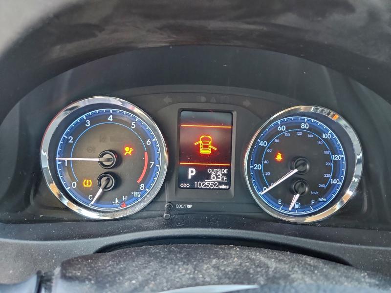 Фото 9 - TOYOTA COROLLA