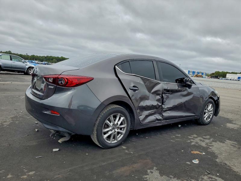 2018 MAZDA 3