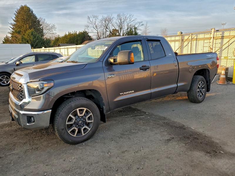 Фото 1 - TOYOTA TUNDRA