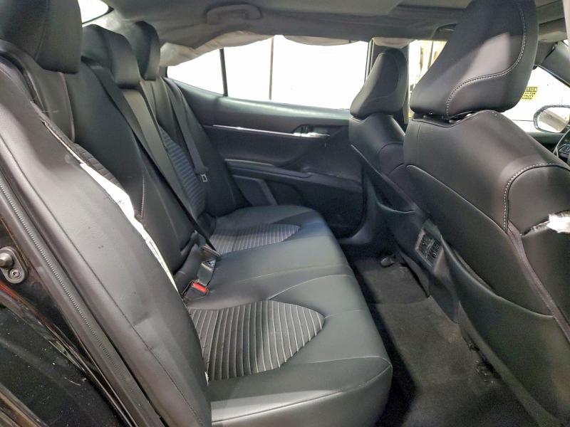 Фото 10 - TOYOTA CAMRY