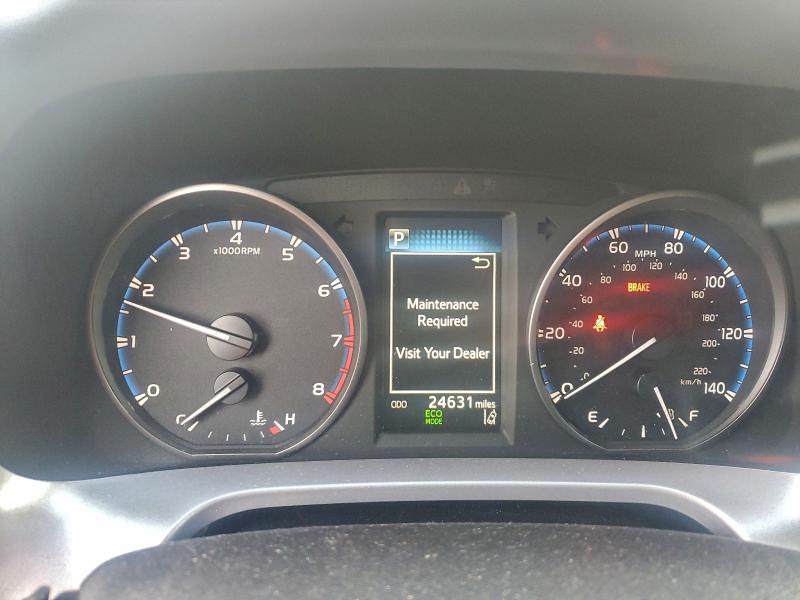 Фото 9 - TOYOTA RAV4