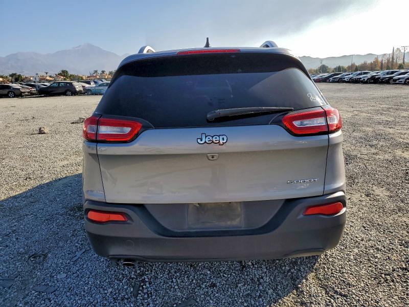 Фото 6 - JEEP GRAND CHER