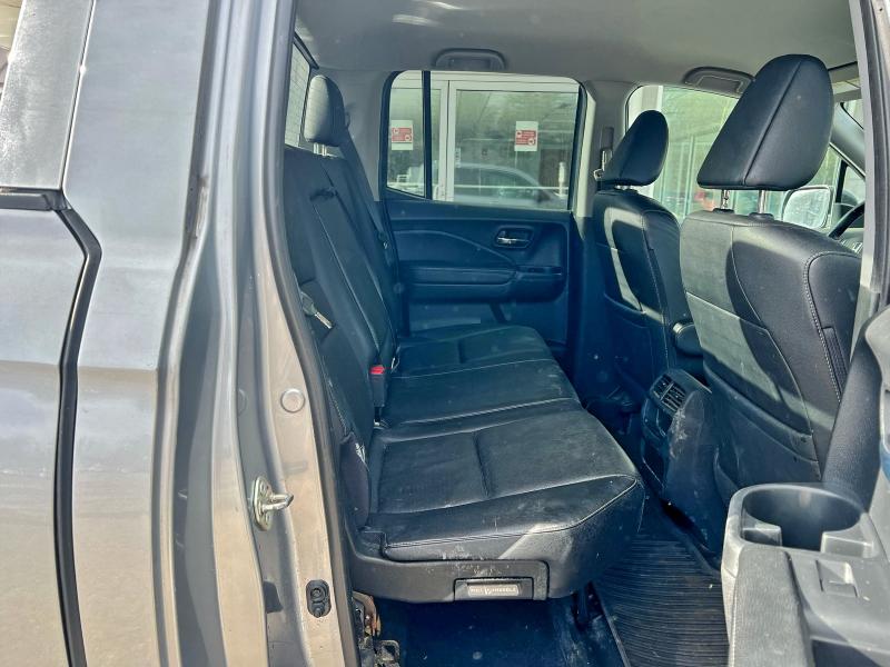 Фото 6 - HONDA RIDGELINE