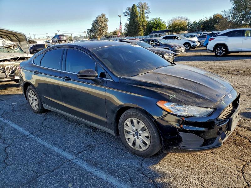 Фото 4 - FORD FUSION