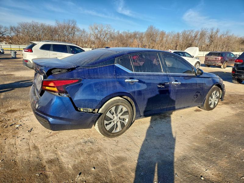 Фото 3 - NISSAN ALTIMA