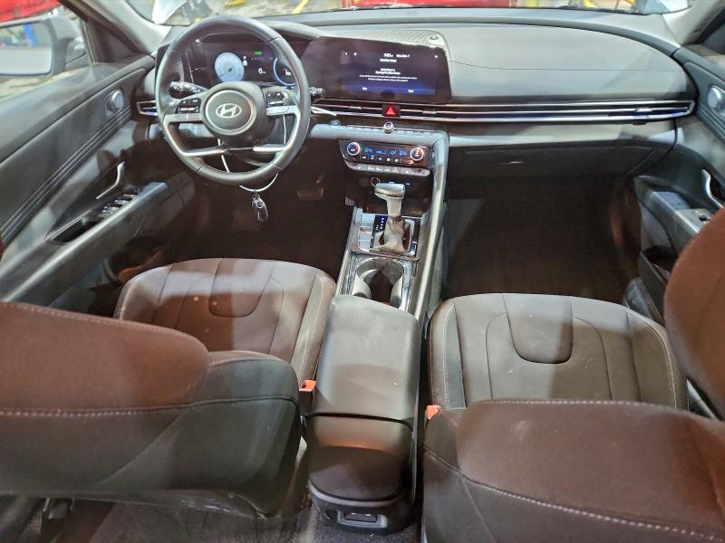 Фото 8 - HYUNDAI ELANTRA