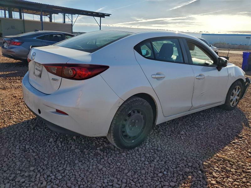 Фото 3 - MAZDA 3