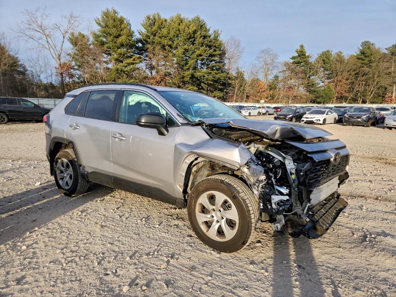 Фото 4 - TOYOTA RAV4