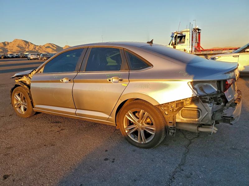 Фото 2 - VOLKSWAGEN JETTA